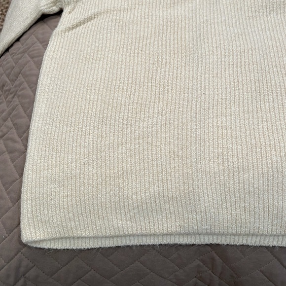 GAP Cream Ribbed Crewneck Sweater/NWT/XL & XXL - Picture 16 of 16